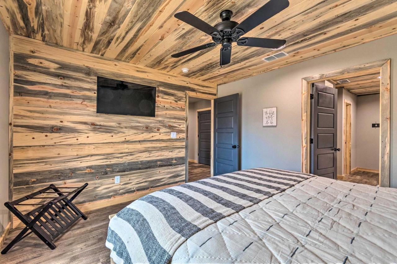 Upscale Riverfront Home With Beach And Fire Pit! Glenwood Exterior foto