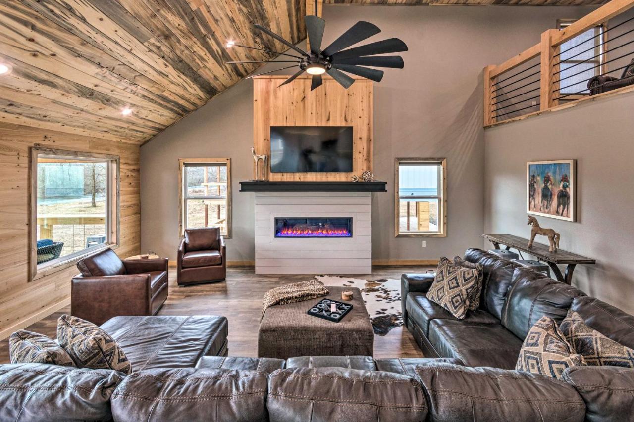 Upscale Riverfront Home With Beach And Fire Pit! Glenwood Exterior foto
