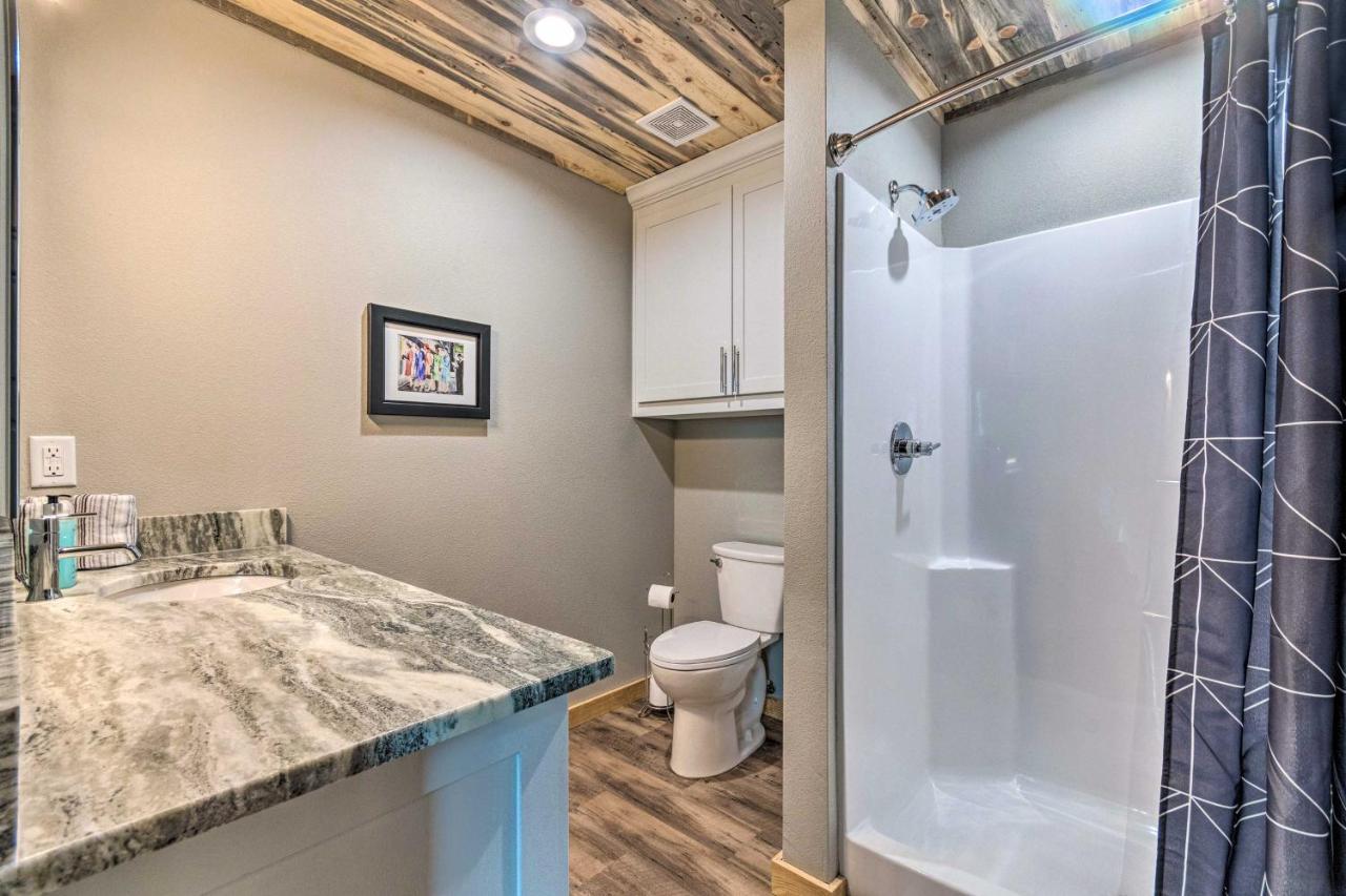 Upscale Riverfront Home With Beach And Fire Pit! Glenwood Exterior foto